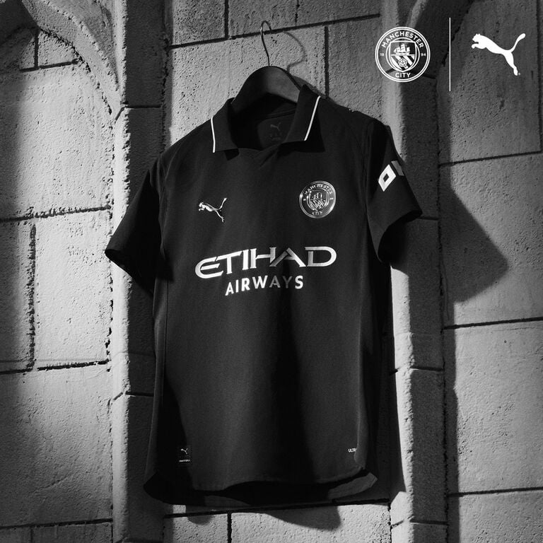 25/26 MAN CITY AWAY KIT
